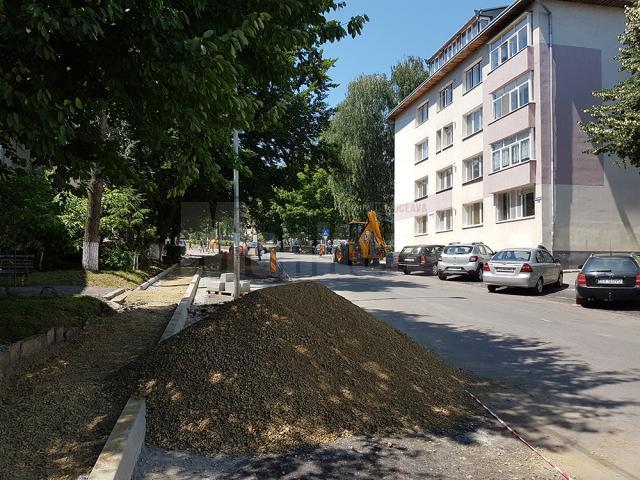 45 de locuri de parcare amenajate pe strada Ciprian Porumbescu, în urma lucrărilor de modernizare