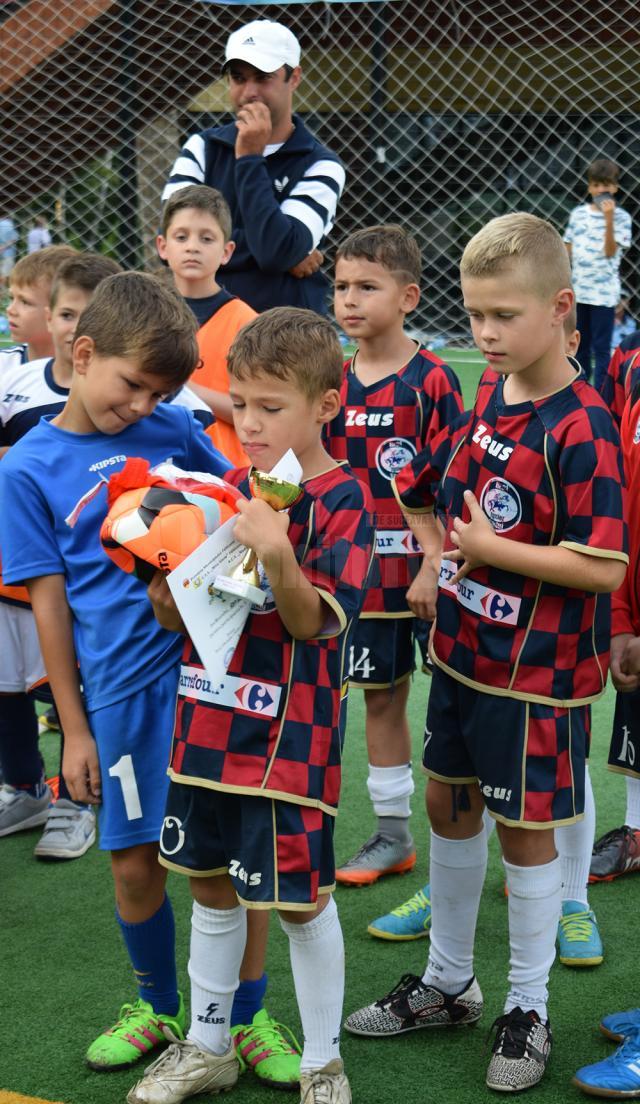 Trei trofee de la Cupa Municipiului Fălticeni la fotbal au revenit Clubului Juniorul Suceava