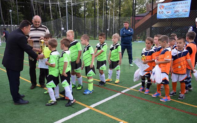 Trei trofee de la Cupa Municipiului Fălticeni la fotbal au revenit Clubului Juniorul Suceava