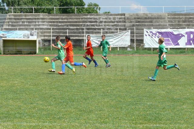 Trei trofee de la Cupa Municipiului Fălticeni la fotbal au revenit Clubului Juniorul Suceava