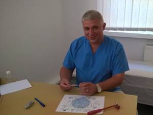 Dr. Veaceslav Berco, din Republica Moldova, şi-a deschis recent un cabinet de acupunctură în fosta Policlinică industrială