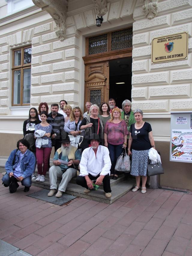 Expoziţia retrospectivă a taberelor de creaţie din Poiana Dacilor - Păltinoasa