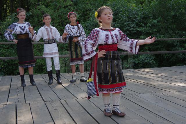 „Bucovina găzduieşte România”, la cea de-a XXII-a ediţie a Târgului Meşterilor Populari