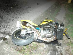 Accidentul a avut loc pe drumul DJ 176 A, care leagă comuna Izvoarele Sucevei de Brodina