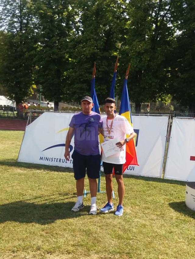 Antrenorul Cristian Prâsneac și dublul campiona național Andrei Dorin Rusu