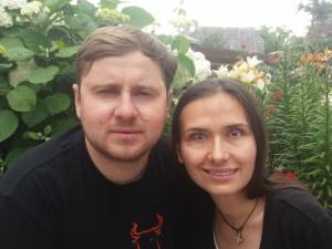 Diana și Emanuel au nevoie de sprijin financiar pentru a se trata la o clinică din China