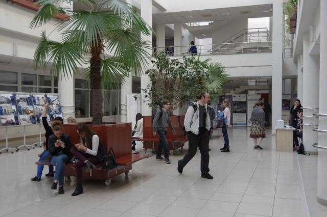Studenţii Universităţii din Suceava vor ca rezultatele evaluărilor profesorilor să fie publice
