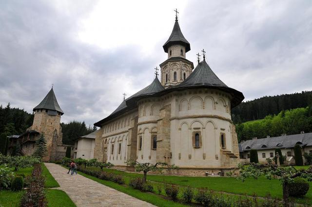 Două tragedii au avut loc la mănăstiri, în preajma marii sărbători a Adormirii Maicii Domnului