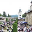 Mii de credincioşi ortodocşi au venit ieri la hramul Mănăstirii Putna, considerată Ierusalimul Neamului Românesc