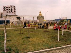 Parcul Școlii "Ion Creangă' Suceava, spaţiu pe care ar urma să apară și noua grădiniță