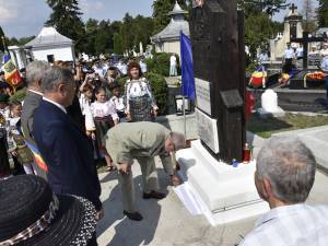 Placă comemorativă, în semn de omagiu adus eroului Ion Grămadă