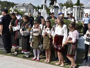 Placă comemorativă, în semn de omagiu adus eroului Ion Grămadă