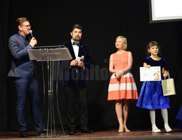 Trupa „Ghioceii” din Republica Moldova a câştigat trofeul Festivalului Internaţional de Teatru pentru Tineret „Gr. V. Birlic”