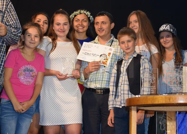 Trupa „Ghioceii” din Republica Moldova a câştigat trofeul Festivalului Internaţional de Teatru pentru Tineret „Gr. V. Birlic”