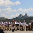„Sărbătoarea Muntelui”, un regal de muzică populară, meşteri iscusiţi, bucate delicioase şi spectatori entuziaşti