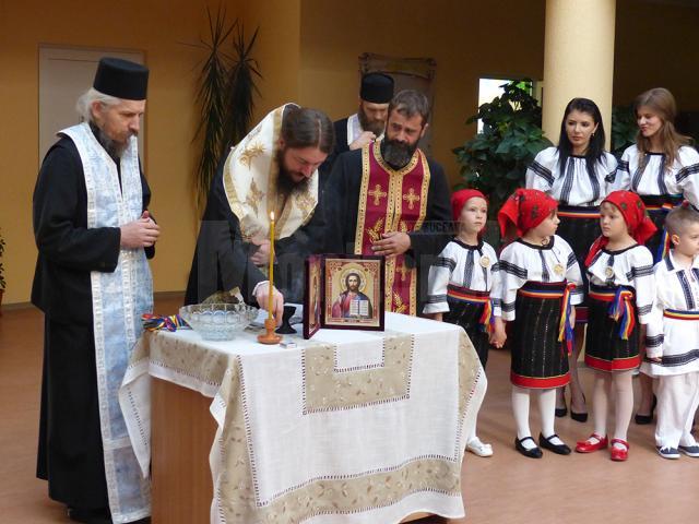 Şcoala Primară şi Grădiniţa cu Program Prelungit „Sfântul Ioan cel Nou” şi-au deschis ieri porţile