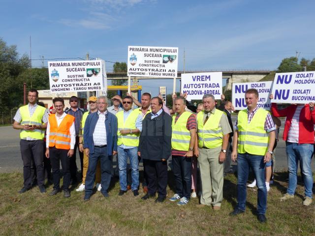 Sucevenii au îngroşat rândurile protestatarilor care cer construcţia autostrăzii Ungheni – Iaşi Târgu Mureş