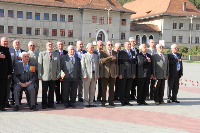 Promoţia 1967 a Colegiului Militar din Câmpulung s-a reunit cu prilejul jubileului de 50 de ani