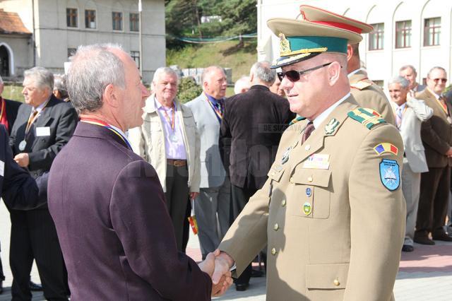 Promoţia 1967 a Colegiului Militar din Câmpulung s-a reunit cu prilejul jubileului de 50 de ani