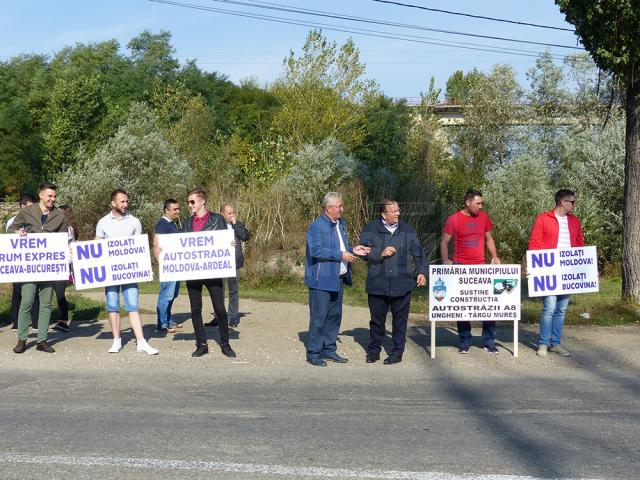 Sucevenii au îngroşat rândul protestatarilor care au solicitat construcţia autostrăzii Ungheni - Iaşi - Târgu Mureş