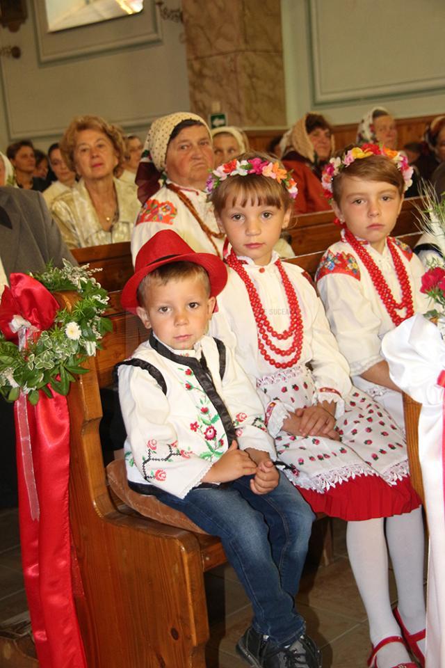 Mica Polonie din inima Bucovinei s-a adunat sâmbătă la Soloneţu Nou