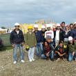 Un grup de paisprezece cetăţeni străini din Siria şi Irak, cu statut de refugiat în România, au participat voluntar săptămâna trecută la construirea a 15 case pentru familii în nevoie din Rădăuţi