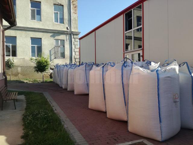 Holzindustrie Schweighofer a donat 70 de tone de peleti Spitalului de Boli Cronice din Siret