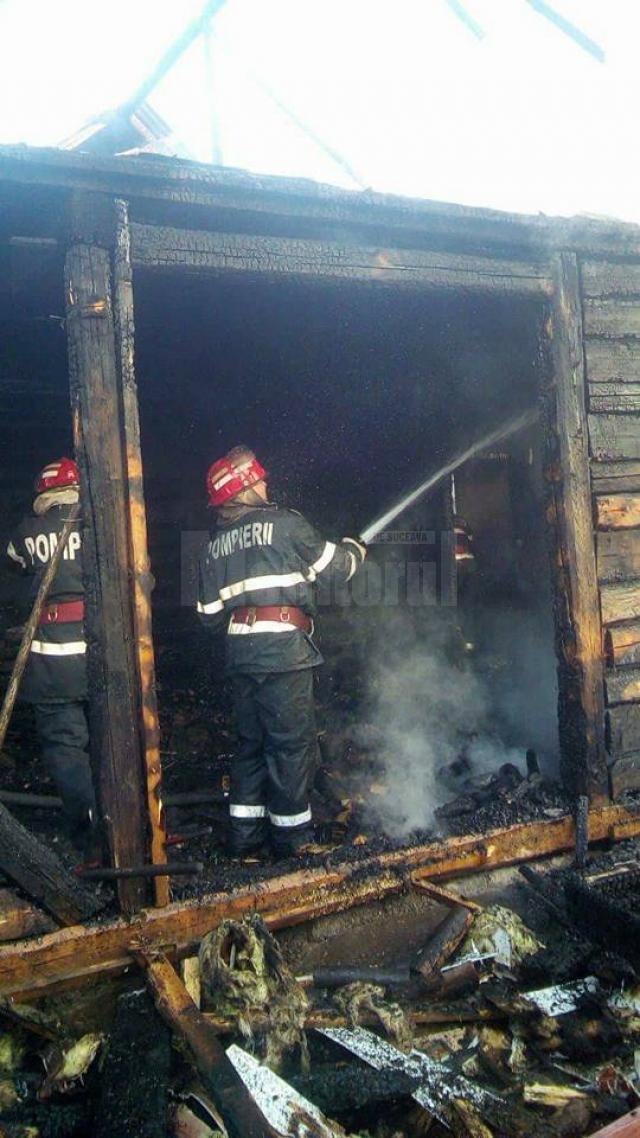 Incendiu la o casă din Baia1