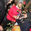 Bătrânii din Șerbăuți au primit flori și felicitări, de Ziua Vârstnicilor