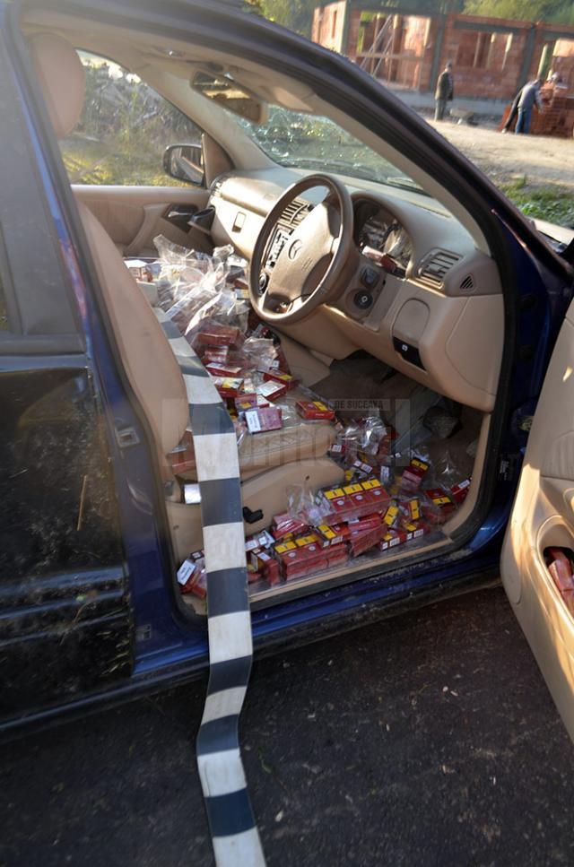 Aproape 16.000 de pachete de țigări de contrabandă au fost capturate de polițiștii de frontieră suceveni la începutul săptămânii în curs