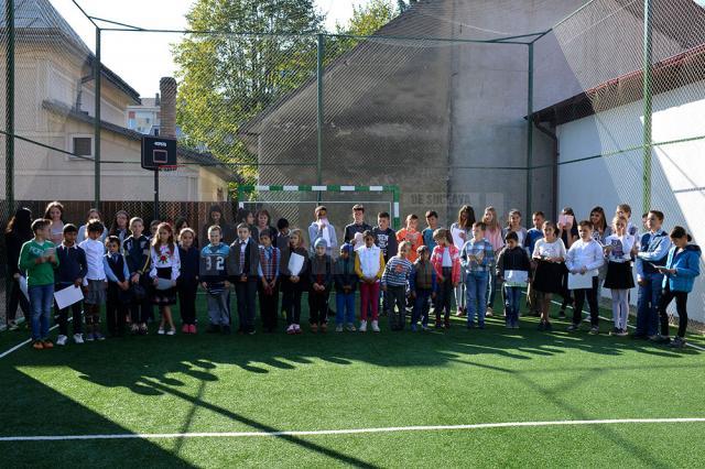Două asociaţii din Franţa au inaugurat un spaţiu de joacă la Centrul Social ,,Maria Ward”