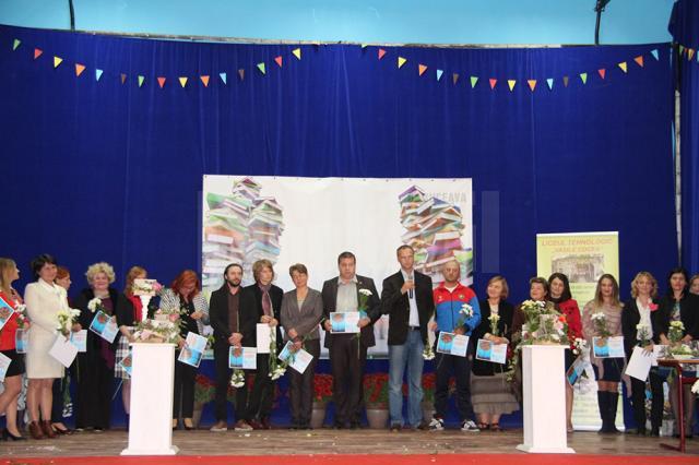 „Gala Oamenii Școlii”, la Moldovița, un eveniment al emoțiilor, al prețuirii și recunoștinței