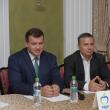 Eugen Tomac (stânga), Petru Movilă și Corneliu Popovici au fost prezenţi la conferinţa de alegeri din PMP Suceava