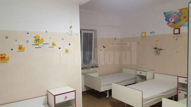 Un grup de voluntari a reabilitat o parte din secţia Pediatrie a Spitalului Municipal Câmpulung Moldovenesc