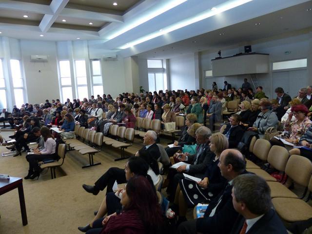 Datele au fost prezentate la reuniunea directorilor şcolari din judeţul Suceava