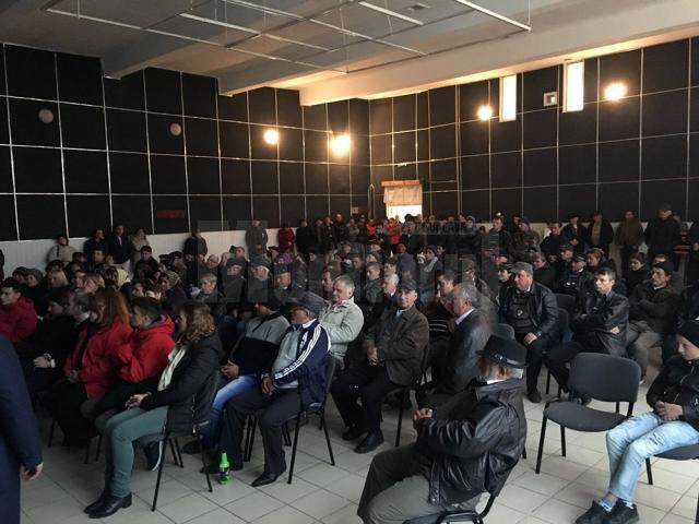 Peste 200 de cetățeni ai comunei au venit la întâlnirea cu candidatul PSD pentru Primăria Drăgoieşti