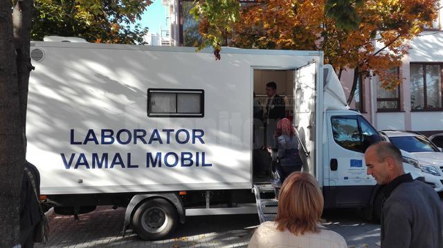 Două laboratoare vamale mobile au fost cumpărate prin proiect