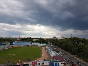 Program mai scurt de alergare pe stadionul Areni