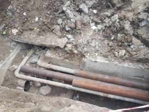 Avaria de pe reteaua de termoficare s-a produs aproape de Scoala nr. 9 Ion Creangă 2