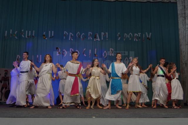 Liceul cu Program Sportiv a reînviat Grecia antică, la Balul Bobocilor