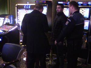 Razie in baruri şi discoteci3