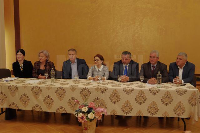 Liderii liberali de la nivel naţional și local au fost alături de Organizaţia de Femei a PNL Suceava