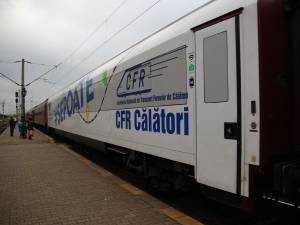 Vagonul CFR modernizat în cadrul campaniei #SEPOATE a ajuns la Suceava