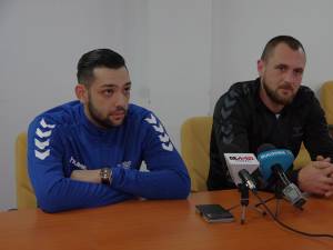 Portarul Eduard Duman, alături de antrenorul Adrian Chiruț