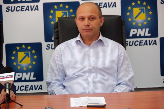 Senatorul PNL Daniel Cadariu i-a solicitat ministrului Transporturilor să-i spună când va fi gata şoseaua de centură a Sucevei