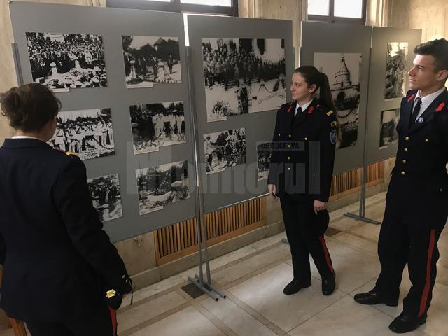 Expoziție în memoria eroului necunoscut, la Colegiul Militar Câmpulung