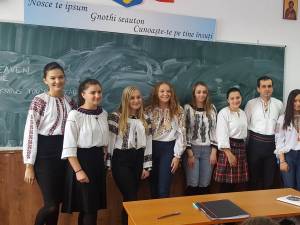 Elevi şi profesori, la Ziua Bucovinei