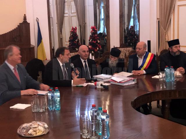 Arhiepiscopul Sucevei și Rădăuţilor a semnat contractul de finanţare pentru reabilitarea cazinoului din Vatra Dornei