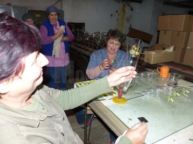 Finisarea paharelor pentru bere la Stil Glass