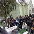 Peste 200 de oameni l-au condus pe Roman Istrati pe ultimul drum